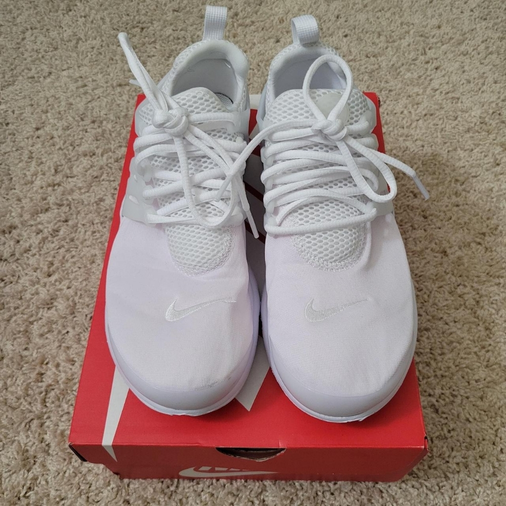 Nike Presto. White Size 7Y. Fits Womens 6.5-7. With box.